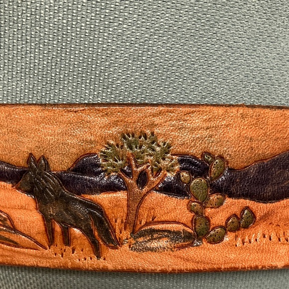 Leather belt engraved tooled dyed western cowboy horse theme (no buckle) unisex - Picture 6 of 17